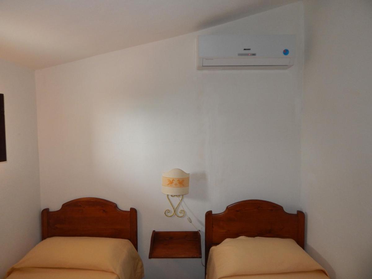 Residence Spiaggia Bianca Golfo Aranci Luaran gambar