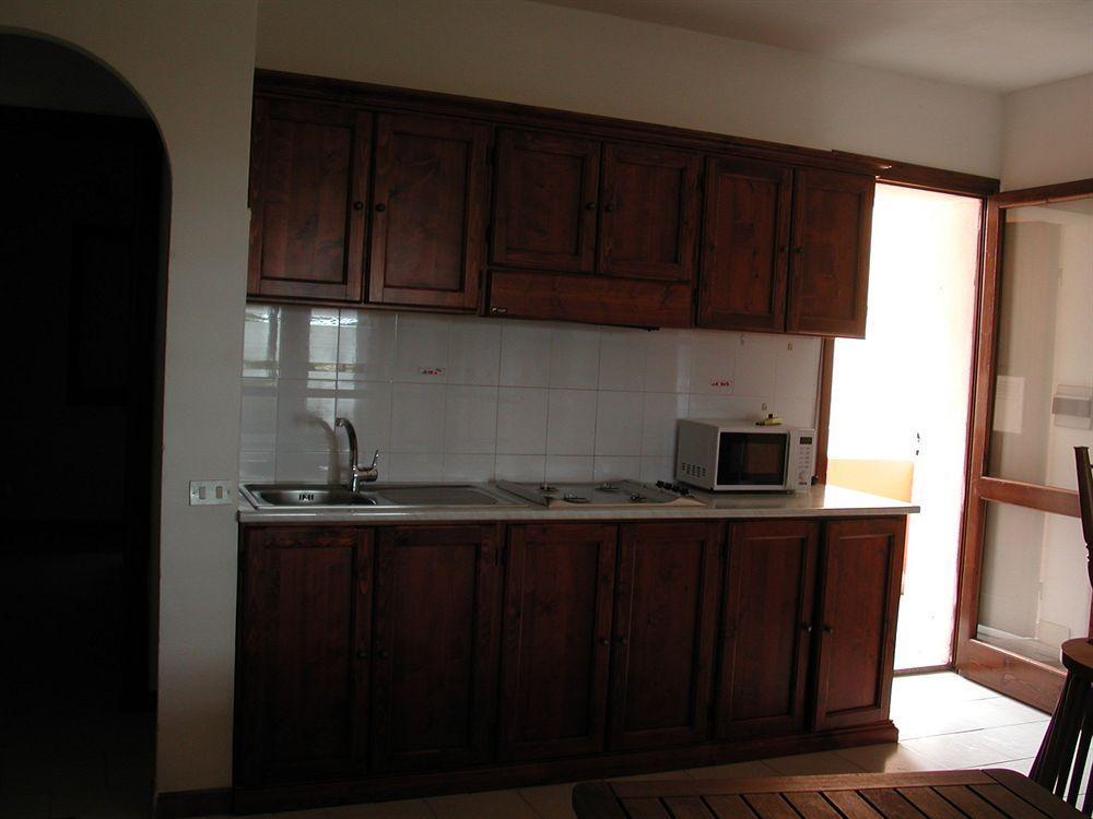 Residence Spiaggia Bianca Golfo Aranci Luaran gambar