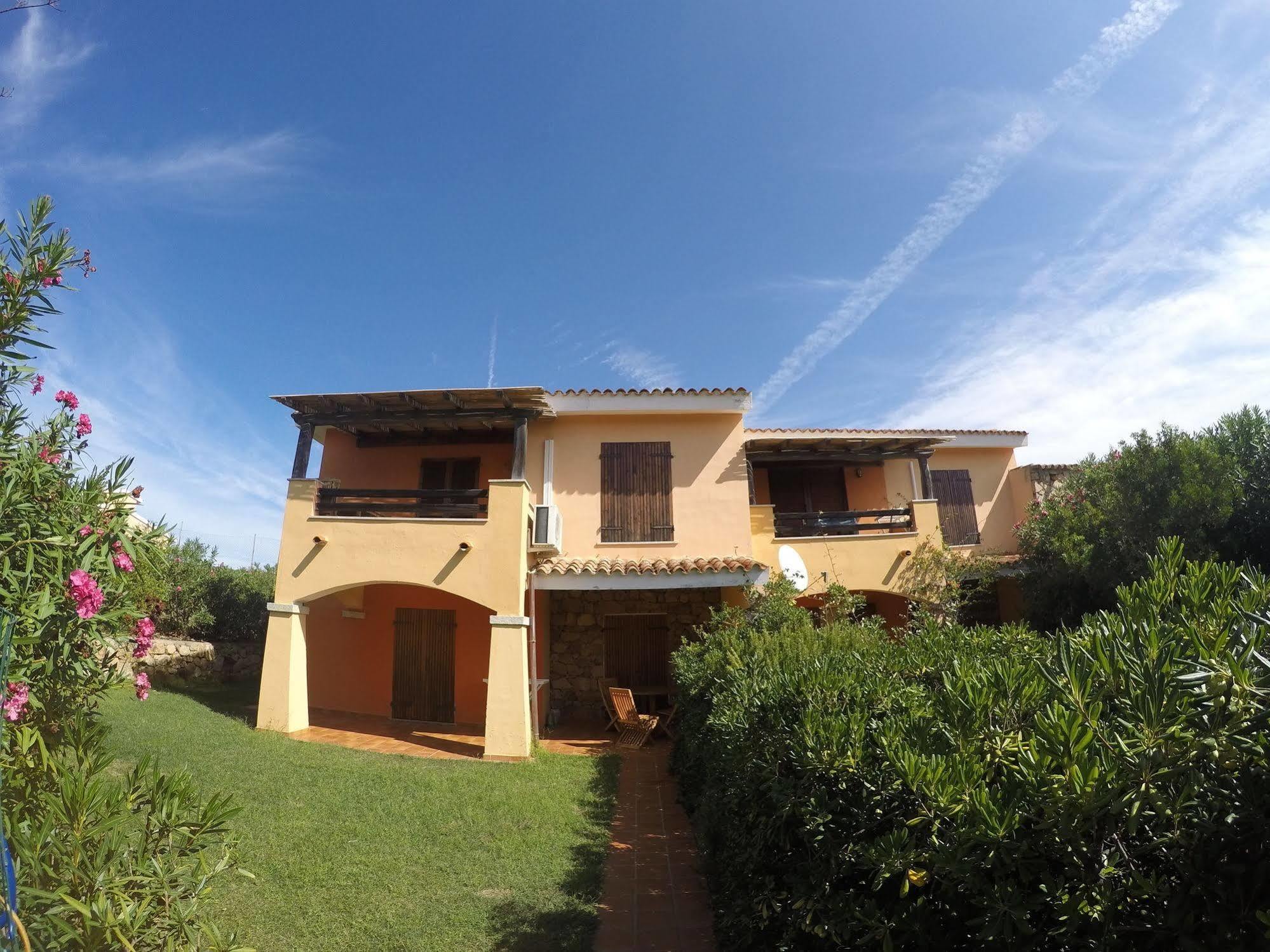 Residence Spiaggia Bianca Golfo Aranci Luaran gambar