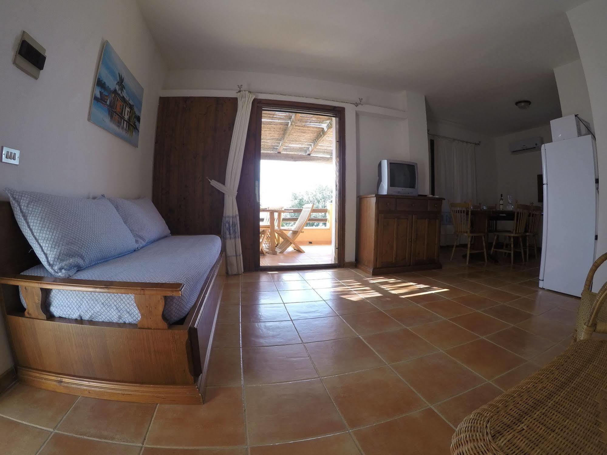 Residence Spiaggia Bianca Golfo Aranci Luaran gambar