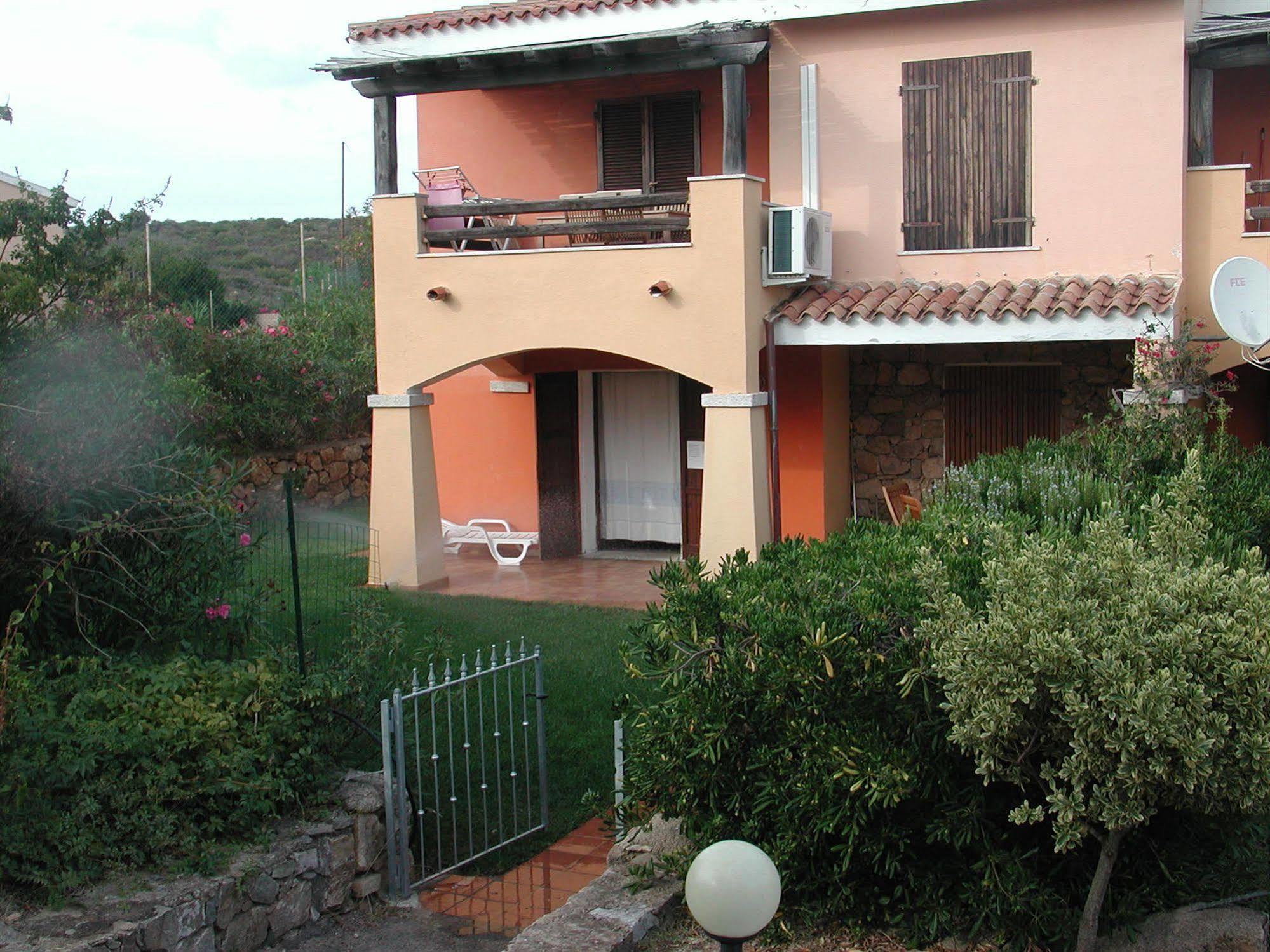 Residence Spiaggia Bianca Golfo Aranci Luaran gambar