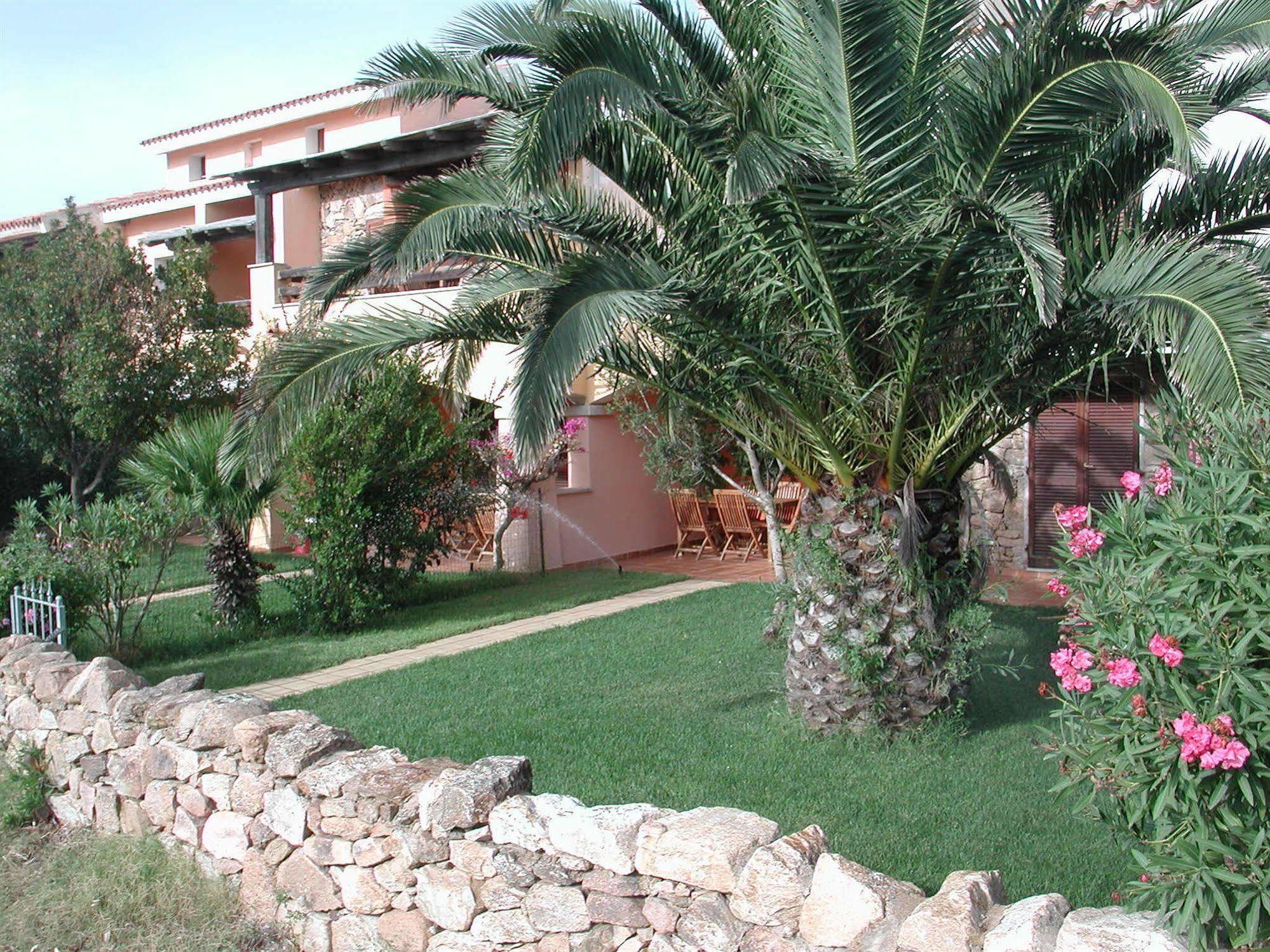 Residence Spiaggia Bianca Golfo Aranci Luaran gambar